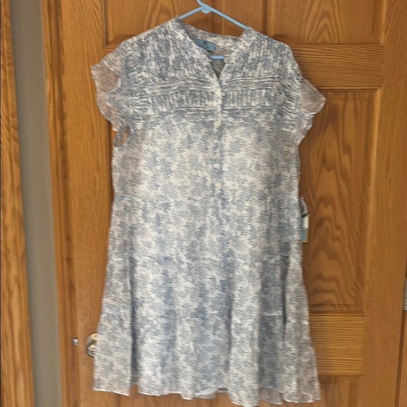 NWT CeCe White Flutter Sleeve Yoke Detail Dress lined - Picture 3 of 9